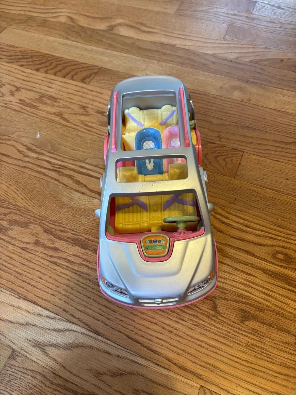 Fisher Price Loving Family Dollhouse  Musical Minivan Van Twin Time 2007- Works